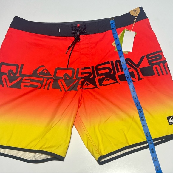 QUIKSILVER SIZE 38 Everyday Scallop 19" Boardshorts .Style EQYBS04678 color Mkz6 - Picture 10 of 12